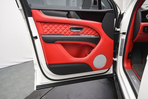 Used 2022 Bentley Bentayga Speed image 44
