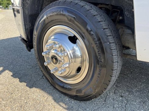 Used 2013 Chevrolet Silverado 3500 W/T image 63