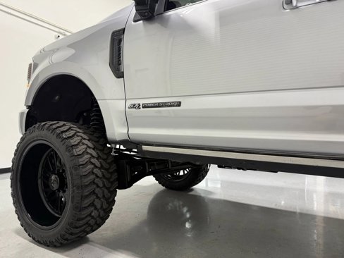 Used 2022 Ford F250 Lariat w/ Lariat Ultimate Package image 7