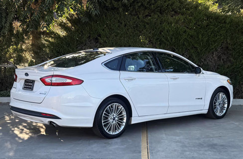 Used 2014 Ford Fusion SE w/ Equipment Group 502A image 4