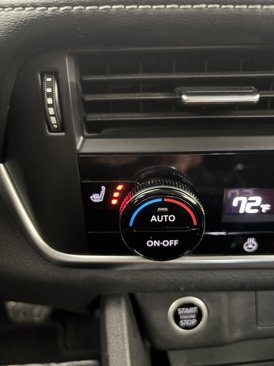Used 2022 Nissan Rogue S image 8