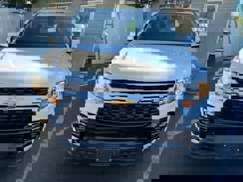 Used 2022 Chevrolet Colorado LT w/ Fleet Safety Package image 2
