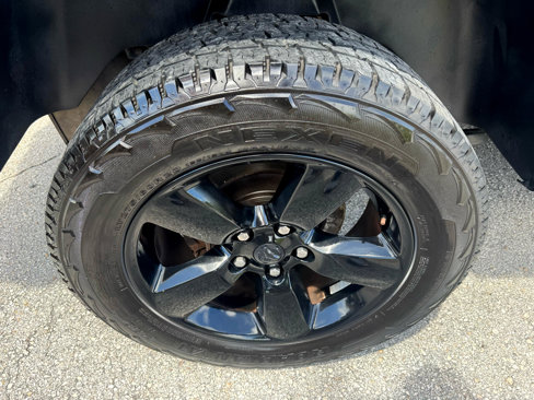 Used 2015 RAM 1500 Express w/ Black Ram 1500 Express Group image 27