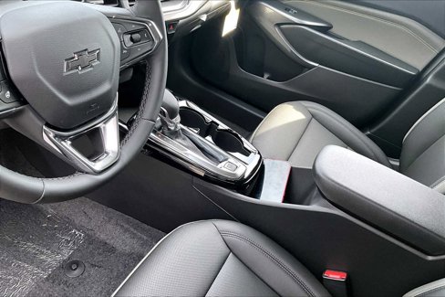 New 2025 Chevrolet Trax ACTIV w/ Driver Confidence Package image 14