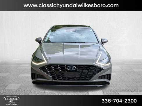 Used 2022 Hyundai Sonata SEL w/ Convenience Package image 2