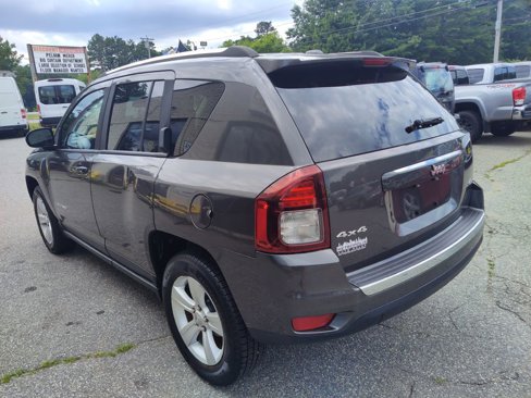 Used 2015 Jeep Compass High Altitude image 6