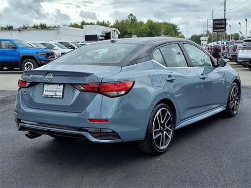 Used 2025 Nissan Sentra SR image 4