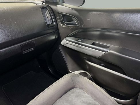 Used 2017 Chevrolet Colorado LT image 20
