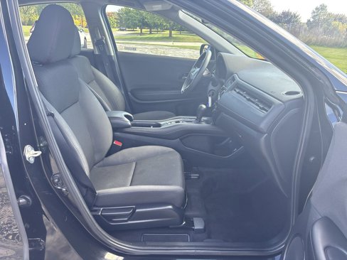 Used 2019 Honda HR-V LX image 24