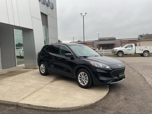 Used 2021 Ford Escape SE w/ Cold Weather Package image 7