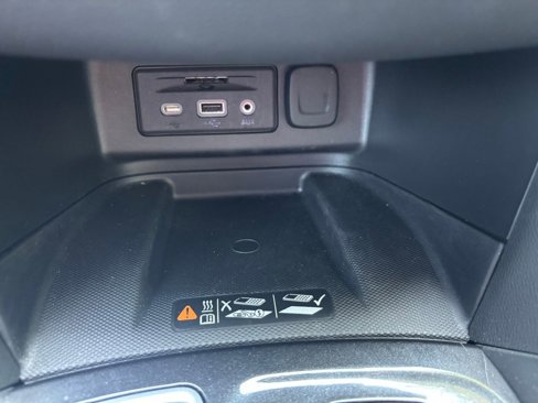 Used 2022 Chevrolet Equinox Premier image 27