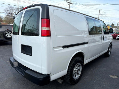 Used 2013 GMC Savana 1500 AWD image 7
