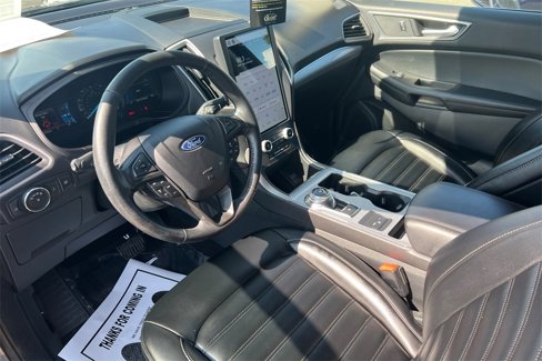 Used 2022 Ford Edge SEL image 4