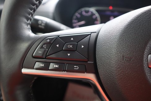 Used 2025 Nissan Sentra SV w/ All-Weather Package image 18