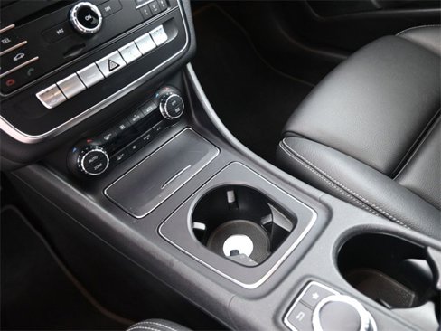 Used 2019 Mercedes-Benz GLA 250 image 9