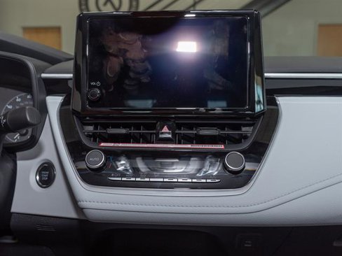 New 2025 Toyota Corolla SE image 11