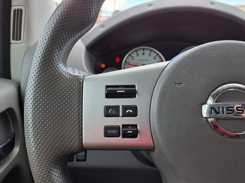 Used 2015 Nissan Frontier Desert Runner image 27