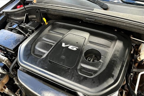 Used 2018 Jeep Grand Cherokee Laredo image 31