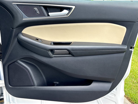 Used 2019 Ford Edge SEL w/ Equipment Group 201A image 8