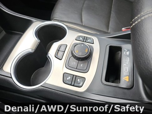 Used 2019 GMC Terrain Denali image 24