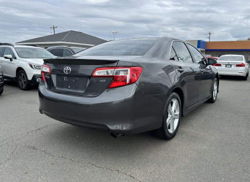 Used 2014 Toyota Camry SE image 6
