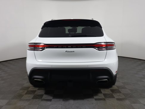 New 2024 Porsche Macan image 6