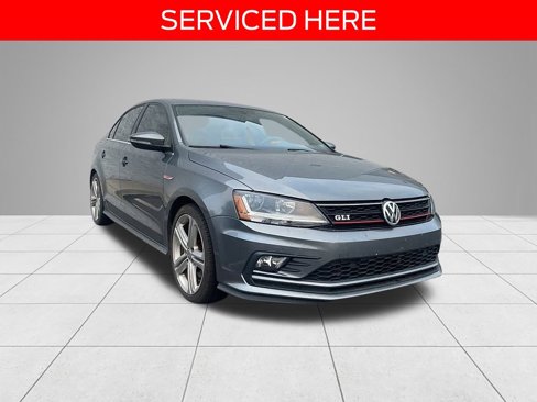 Used 2017 Volkswagen Jetta GLI image 3