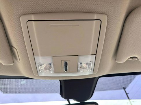 Used 2013 Lincoln MKX FWD image 35