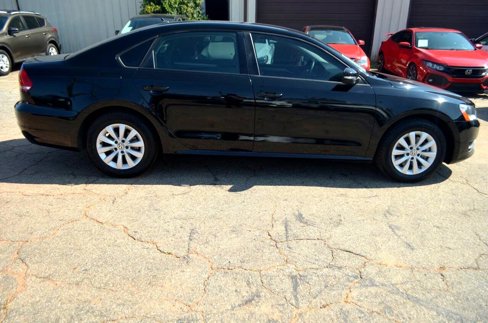 Used 2013 Volkswagen Passat 2.5 S image 11