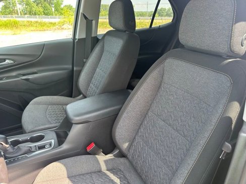 Used 2022 Chevrolet Equinox LT image 29