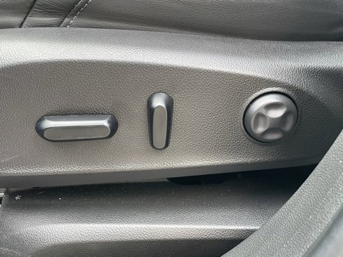 Used 2020 Buick Envision Essence image 26