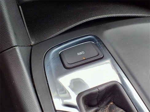 Used 2021 Chevrolet Equinox LS w/ LS Convenience Package image 13