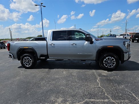 New 2025 GMC Sierra 2500 SLE image 8
