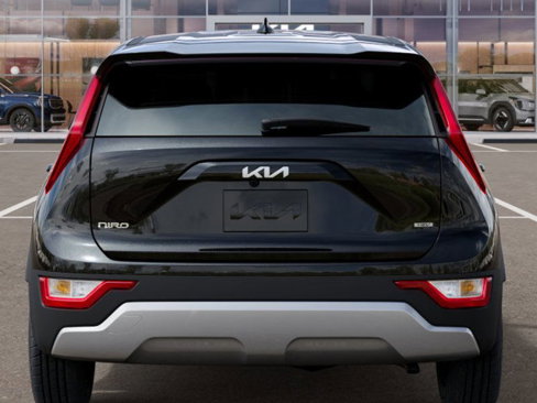 New 2025 Kia Niro LX image 13