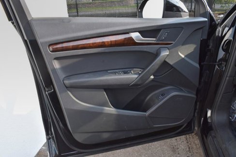 Used 2018 Audi Q5 2.0T Premium image 35