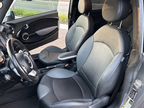 Used 2010 MINI Cooper S w/ Sport Pkg image 4