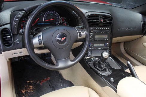 Used 2009 Chevrolet Corvette Coupe w/ Preferred Equipment Group image 31