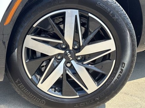 Used 2023 Kia Sorento S image 29