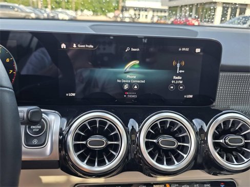 Certified 2022 Mercedes-Benz GLB 250 image 13