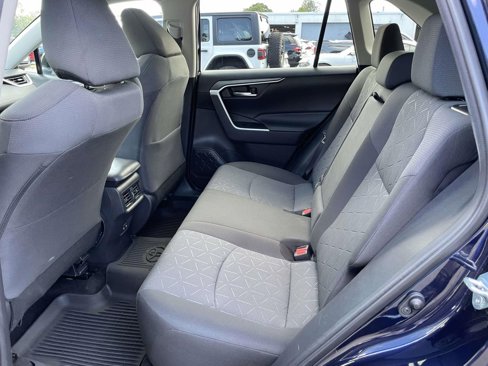 Certified 2020 Toyota RAV4 XLE image 11