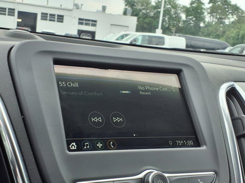 Used 2019 Chevrolet Equinox LT image 4