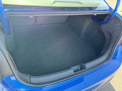 Certified 2024 Volkswagen Jetta Sport image 12