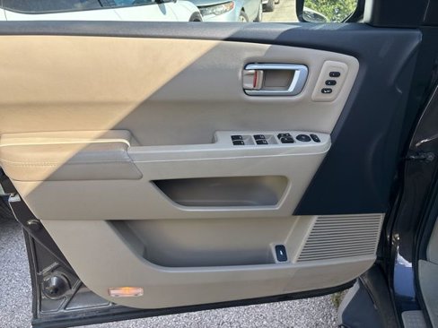 Used 2014 Honda Pilot Touring image 9