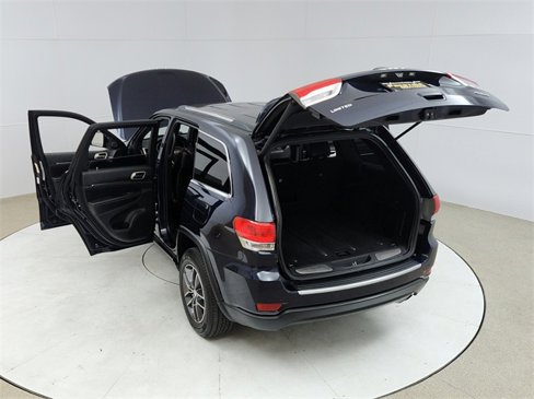 Used 2017 Jeep Grand Cherokee Limited image 23