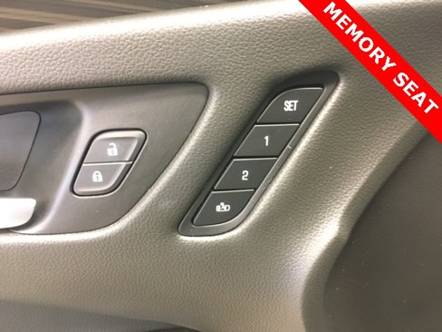 Used 2020 Buick Envision Essence image 32