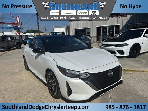 Used 2024 Nissan Sentra SR w/ SR Premium Package image 1