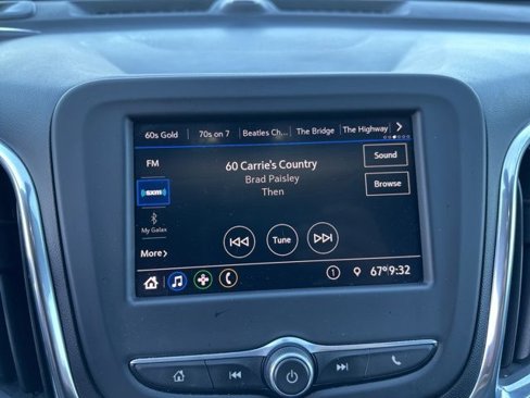 Used 2021 Chevrolet Equinox LT image 29