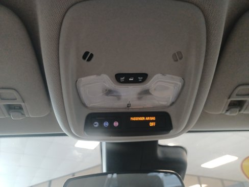 Used 2021 Buick Encore GX Select image 35