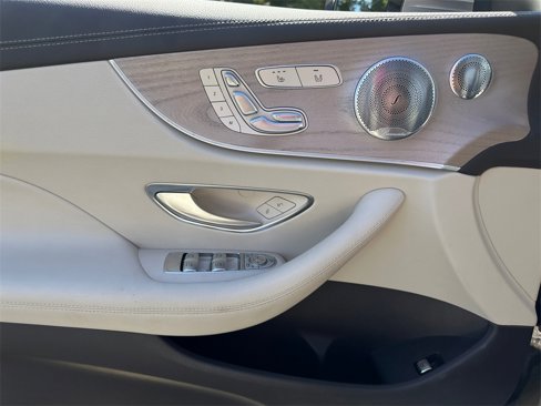 Used 2018 Mercedes-Benz E 400 4MATIC Coupe image 24
