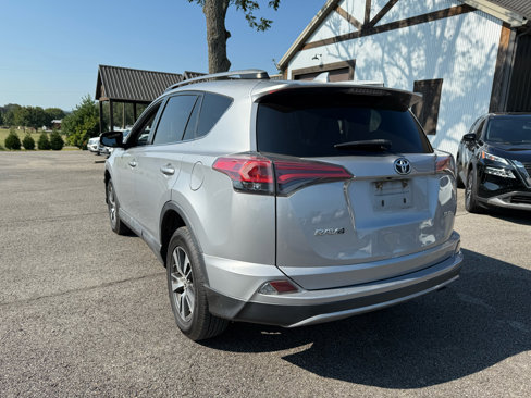 Used 2018 Toyota RAV4 XLE image 4
